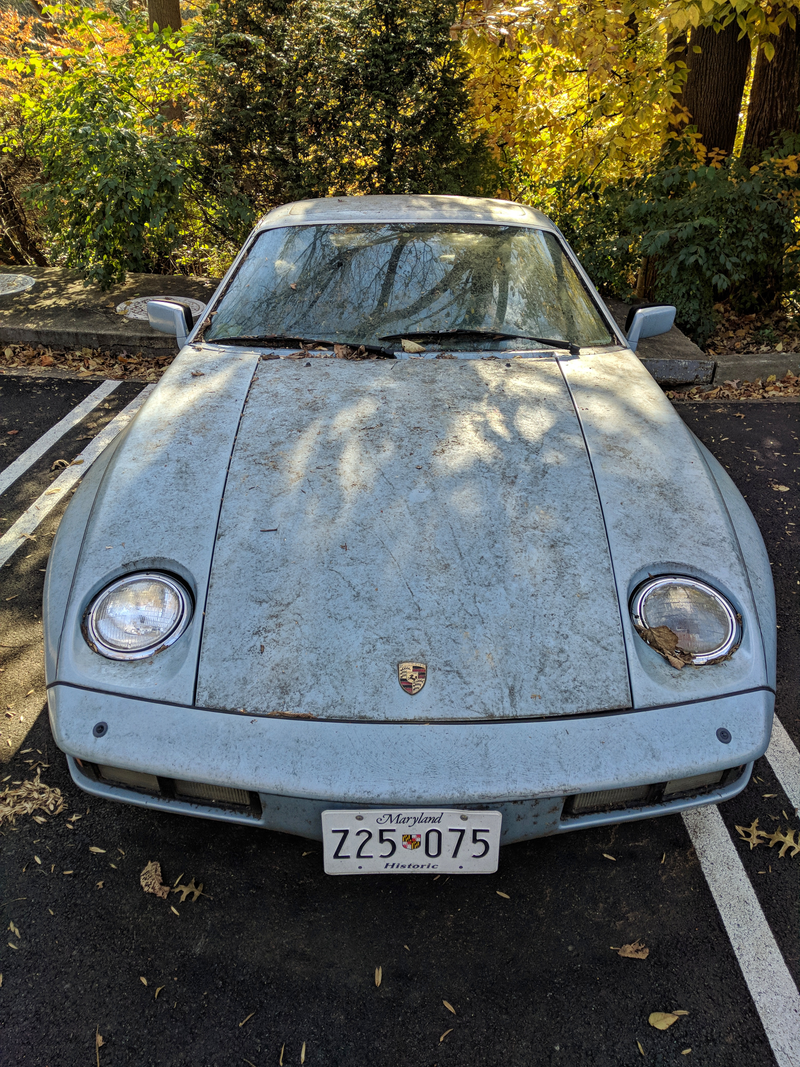 Illustration for article titled I feel bad for this poor neglected 928